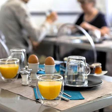 Du Golfe Sete-balaruc 2*